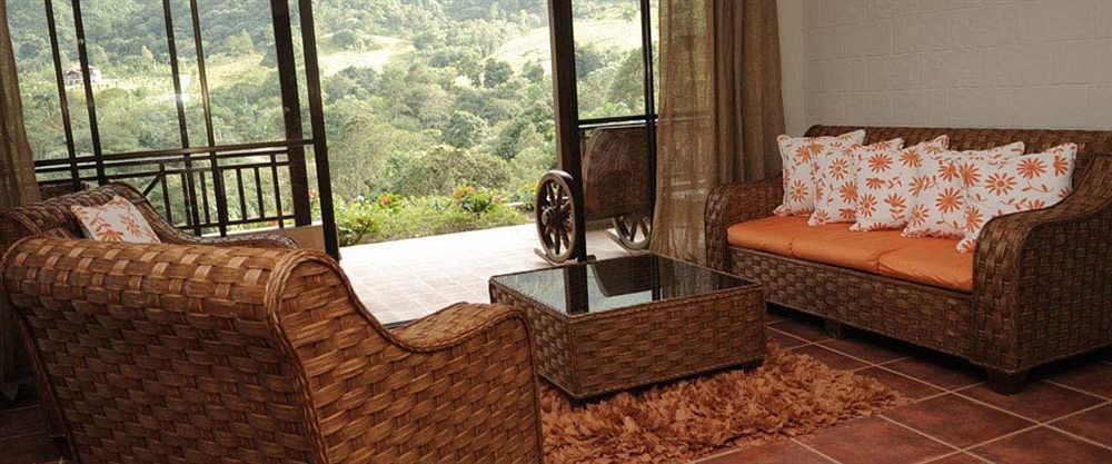 Hotel Rancho La Aurora Харабакоа Экстерьер фото