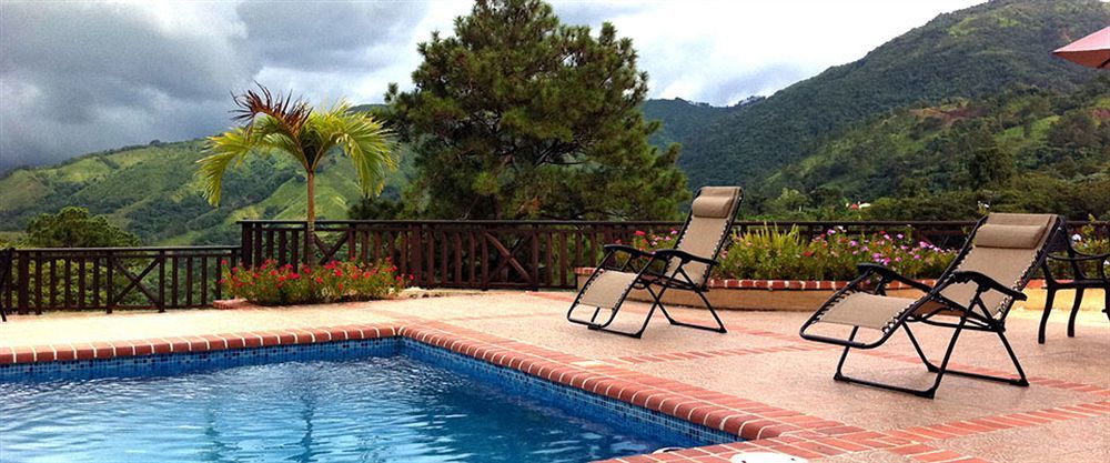 Hotel Rancho La Aurora Харабакоа Экстерьер фото